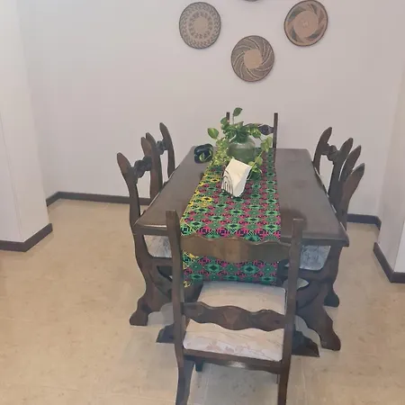 Pizarro Apartament *